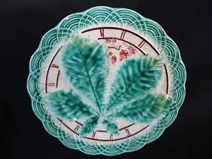 Antique Majolica Scalloped Edged Chestnut Leaf 7.75" Plate - Picture 1 of 3