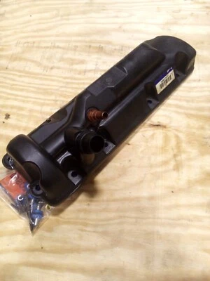 Ford E250 2014 cubierta de válvula lateral derecha motor 4,6 L  Foto 1 de 4