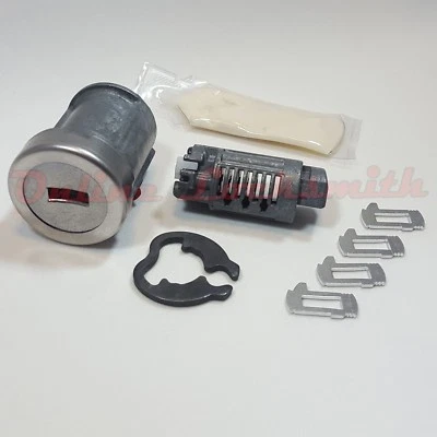 Ford Explorer 2002-2003 Ignition Switch Cylinder Replacement Kit By STRATTEC OEM - Image 1 of 4