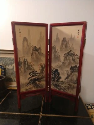 Vtg  Oriental Folding Table Top Screen Handpainted Silk Birds 4 Panel 2 Sided - Image 1 of 4
