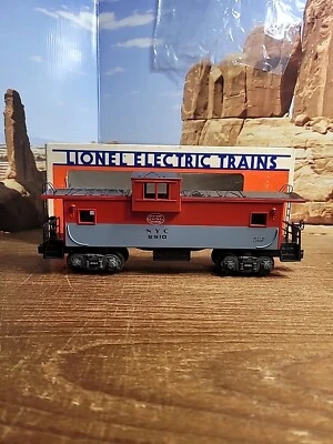 New York Central Extended Vision Caboose - Image 1 of 4