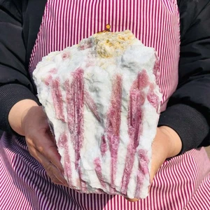6,93 Pfund natürlicher roter Turmalin begleitet von Quarzkristall Cluster Mineral - Bild 1 von 14