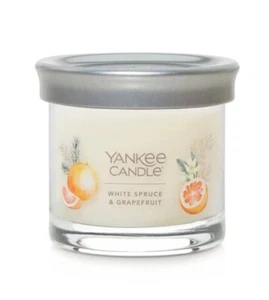 YANKEE CANDLE 4.3oz WHITE SPRUCE & GRAPEFRUIT Glass Scented Candle Holidays NEW - Picture 1 of 3