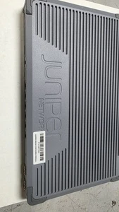 Juniper Networks SRX300 - Services Desktop Security Appliance Firewall - Picture 1 of 5