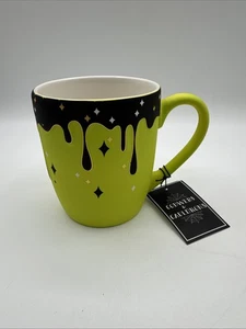 Tazza ragnatele e calderoni verde fluorescente nero goccia ~ Halloween - Foto 1 di 10