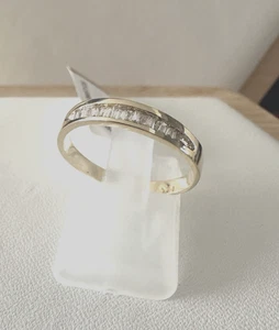 14kt.yellow gold wedding band with natural baguette diamonds,size 6.5. - Picture 1 of 7