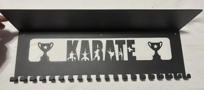 Medallas de cinturón de karate de hierro de metal con estante negro liso Foto 1 de 4