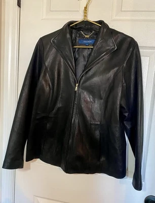 Chaqueta de cuero para mujer Cole Haan negra talla grande nueva, nunca usada Foto 1 de 4