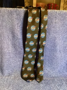 Herren Krawatte Wild schwarz NASA Logo Weltraum NASA Krawatte Neckwear 58 Zoll - Bild 1 von 6