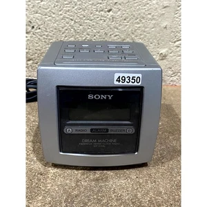 Sony Dream Machine ICF-C113L Clock Radio Silver Digital Display 3-Bands FM/MW/LW - Picture 1 of 10