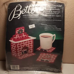 Vintage Betts Needle Art Betty Schiller Kit 668 Christmas SANTA FIREPLACE COASTE - Picture 1 of 7