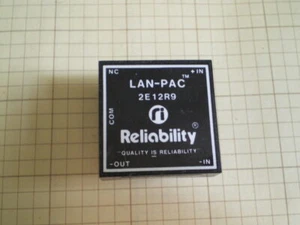 DC TO DC CONVERTER MODULE 12V IN  9 VOLTS OUT - Picture 1 of 3