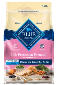 Blue Buffalo Life Protection Formula Small Breed Dry Dog Food Chicken & Brown 5L - Picture 1 of 10