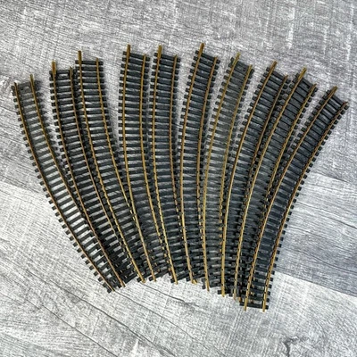 ATLAS HO GAUGE SCALE SNAP TRACK BRASS 18" R RADIUS CURVED TRACK LOT OF 10 - Image 1 of 4