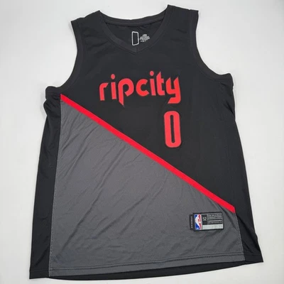 Футболка универсального игрока Portland Trail Blazers Дамиана Лилларда 0 черная красная размер 52 NBA - Изображение 1 из 4