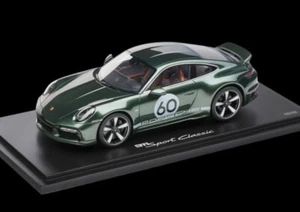 Spark Porsche 911 Sport Classic Tipo 992 2022 Verde Rovere Met. Dealer LE500 1/18 - Foto 1 di 3