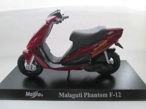 MALAGUTI PHANTOM F-12 MAISTO MOTORRADMODELL IM MASSSTAB 1:18 AUF STÄNDER - Bild 1 von 2