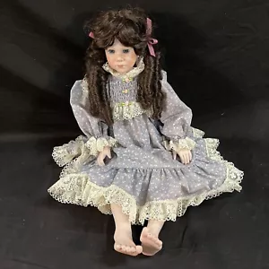 Hildegard Gunzel Manon Classic Porzellanpuppe 24 cm barfuß 1988 - Bild 1 von 6