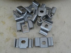 ( Qty 25 ) Metal Bar Grating Saddle Clips 304 Stainless 6268T41 - Picture 1 of 6