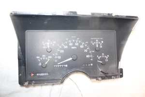 92-94 Chevy SILVERADO Suburban Gmc Sierra Instrument CLUSTER Gauges Speedometer - Picture 1 of 8