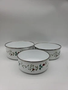 3 Pfaltzgraff Winterberry Metal Mixing Bowl - Picture 1 of 10