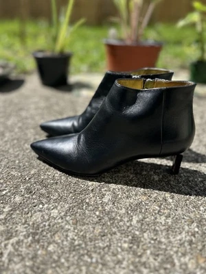 Botas de cuero negras al tobillo MARNI para mujer talla 6 EE. UU. 36,5 UE Foto 1 de 4