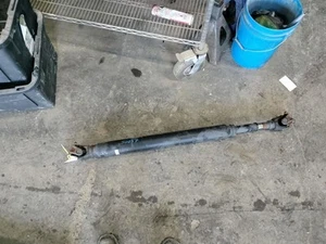 Rear DRIVE SHAFT/PROP SHAFT 3711035A90 2013-2024 TOYOTA 4 RUNNER - Picture 1 of 8