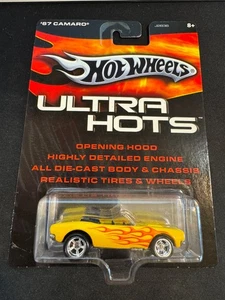 2006 Hot Wheels Ultra Hots '67 Camaro Convertible Real Riders - Picture 1 of 2