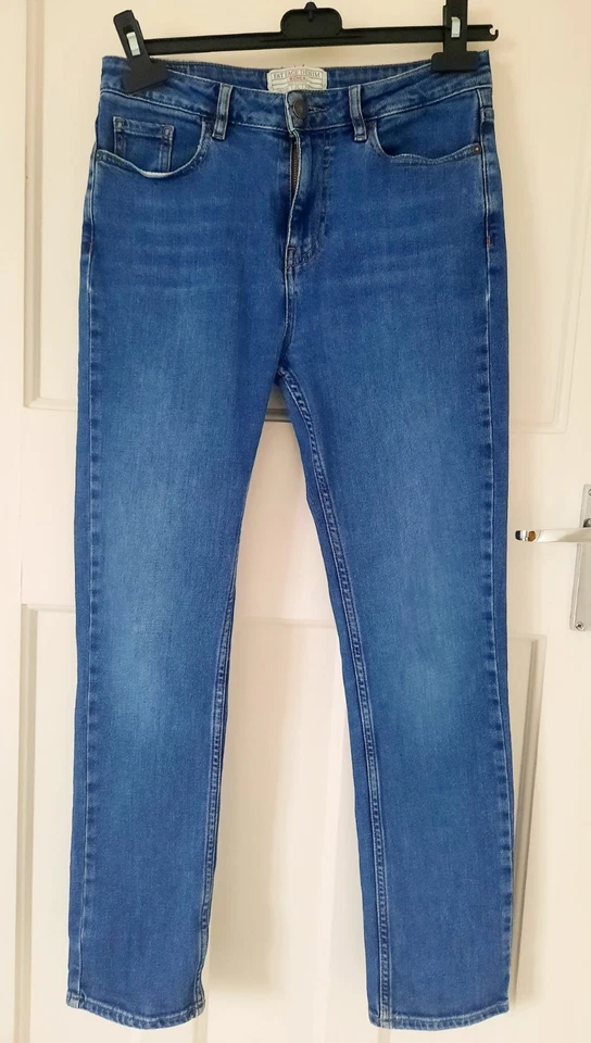 Fat Face Chesham Girlfriend Blue Straight Jeans Size 8R 28"Waist 27"Leg - Image 1 of 4