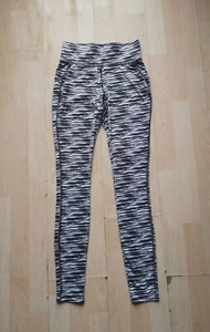 WOMENS NEW LOOK GREY SPORTS LEGGINGS SIZE XS GYM/FITNESS/YOGA  - Picture 1 of 3