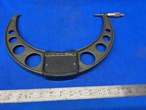 11-12" Mitutoyo Micrometer                        Q-671 - Picture 1 of 1