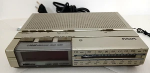 Radiosveglia Philips D3052 Vintage Argento Radio Sveglia - Foto 1 di 4