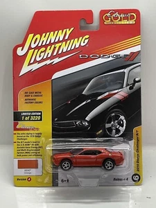 JOHNNY LIGHTNING CLASSIC GOLD 2010 DODGE CHALLENGER R/T ORANGE 1/64 - Picture 1 of 2