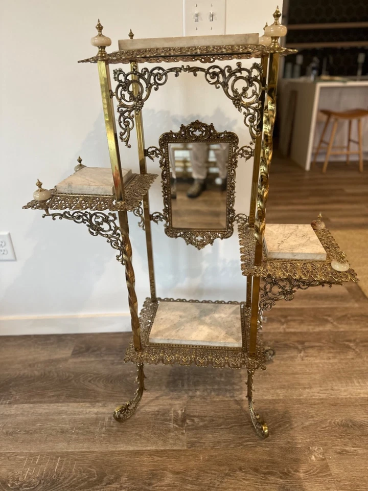 Turn of Century 青铜和大理石 Etagere,约 45 英寸 H35 英寸宽,17-1/2 深 — 第 1/1 张图片