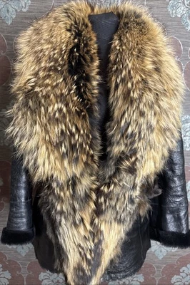 Chaqueta de piel de cordero genuina de piel de oveja, negra, ribete de piel real, S Foto 1 de 4