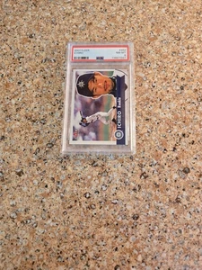 Ichiro 2001 Fleer Tradition Rookie #452 PSA 8 NM-MT - Bild 1 von 4