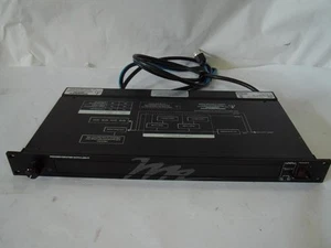Middle Atlantic Products PDLT-815RV-RN POWER CENTER & RACK LIGHT - Afbeelding 1 van 6