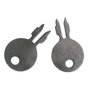2Pcs Ignition Keys Fit for John Deere 2010 3020 5010 Massey Ferguson TO20 TO35 - Picture 1 of 4