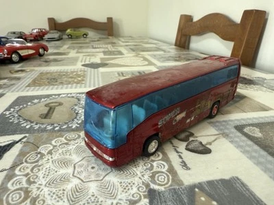 Bus Mercedes-Benz Trevago O404 Diecast toy 1:60 Welly - Immagine 1 di 3