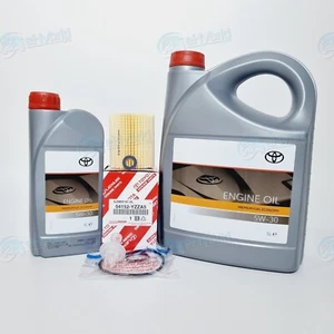 TOYOTA AVENSIS 2.0 D-4D GENUINE DIESEL ENGINE OIL OIL FILTER 5W30 FULL SYNTHETIC - Picture 1 of 1