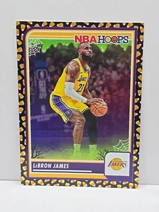 LEBRON JAMES #149 2023-24 PANINI HAUNTED HOOPS HOLO CANDY CORN SSP PARALLEL - Bild 1 von 4