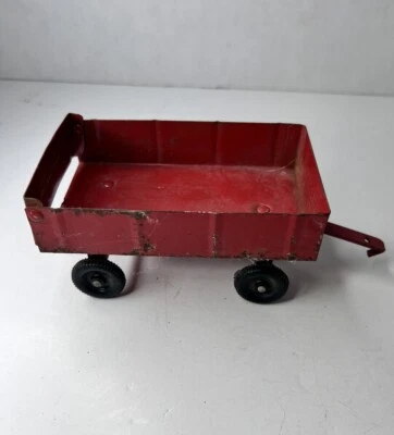 Vagão agrícola vintage The Ertl Co aço prensado vermelho feito nos EUA - Imagem 1 de 4
