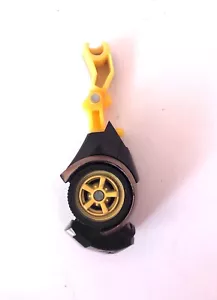 Transformers Animated Elite Guard Bumblebee Deluxe Class Left Leg Part Piece - Picture 1 of 9