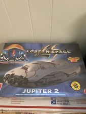 New listing
		1998 Lost in Space Jupiter 2 Ertl Amt 8459 Plastic Model Kit Movie