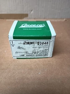 AUVECO GM CRACK POSITION LAMP HARNESS CONNECTOR 23046 OPEN BOX FAST SHIPPING - Foto 1 di 3