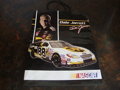 Dale Jarrett---NASCAR---Bolsa de regalo---10x13---Mangos de nylon---Productos para fosas Foto 1 de 3