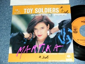 MARTIKA Japan 1989 PROMO ONLY XDSP-93126 NM 7"45 TOY SOLDIERS (JAPANESE Versio) - Foto 1 di 6
