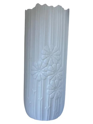 KAISER Vase Blumen Relief Vintage Weiß Porzellan Blumenvase Deko - Bild 1 von 4