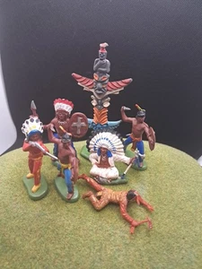 VINTAGE BRITAINS  HERALD AMERICAN INDIANS     1:32  - Picture 1 of 3
