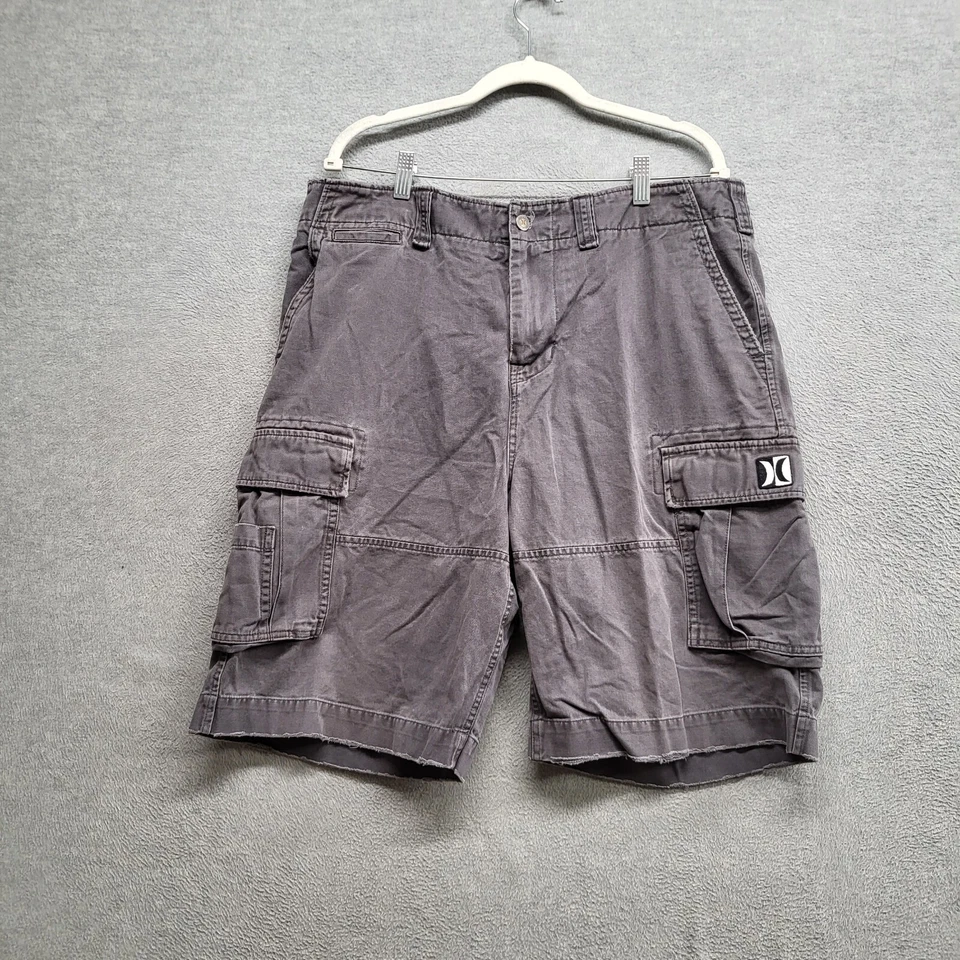 Hurley Men Shorts 34 Gray Y2K Cargo Logo Pockets Baggy Skate Grunge - Image 1 of 4